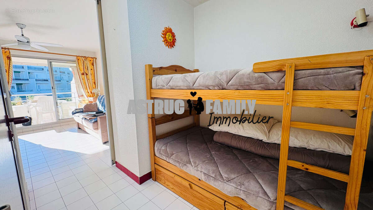 La grande motte - studio cabine - loggia - parking - photo 9