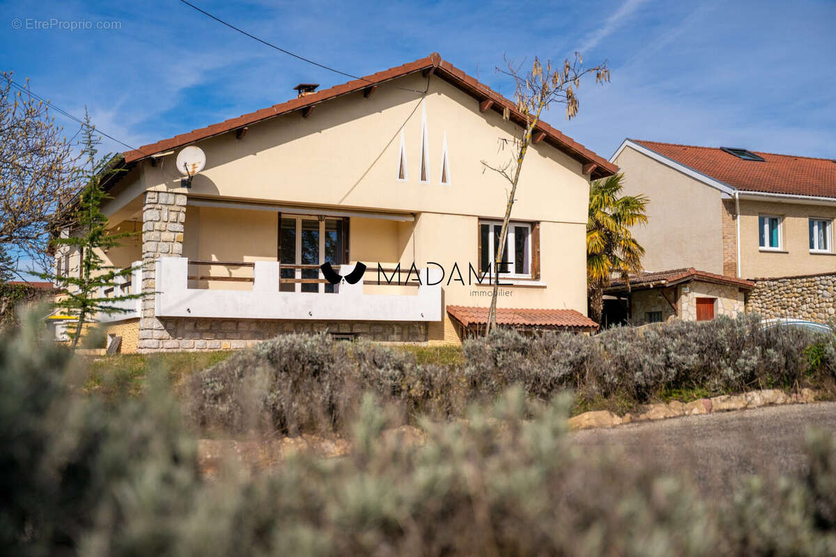 Maison à RIVES