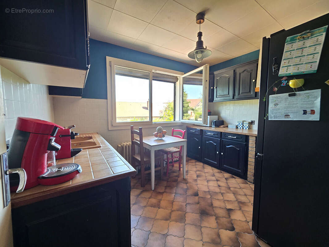 Maison ETEVAUX 4 Pièces 85 m² - photo 6