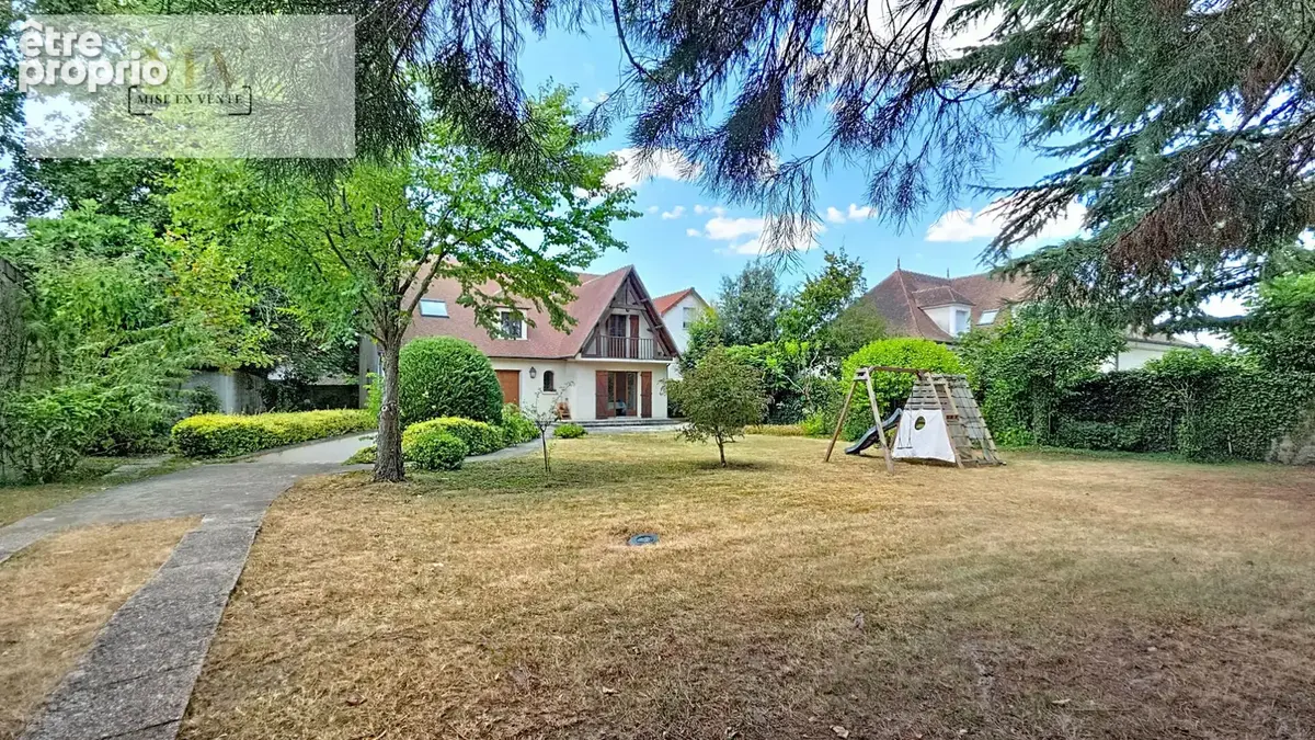 Photo Maison à Noisy-Le-Grand au prix de 799 000€