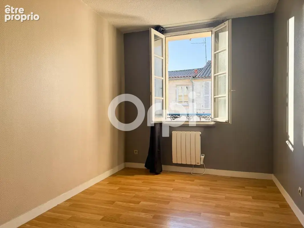 Plein centre ville Rochefort - photo 10