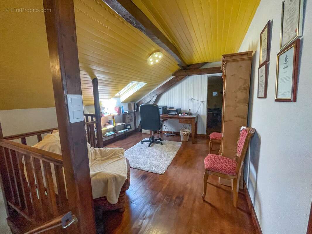 Belle maison sans voisins mais proche des commodités. - photo 14