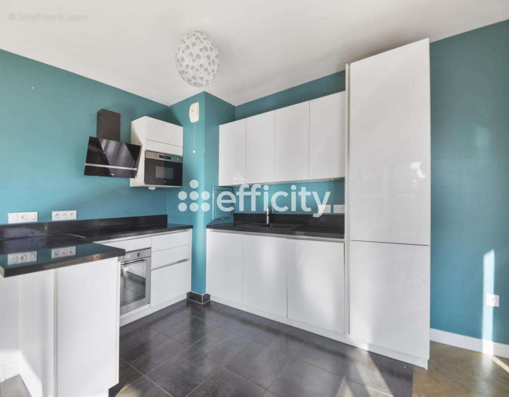 Appartement à BOIS-COLOMBES