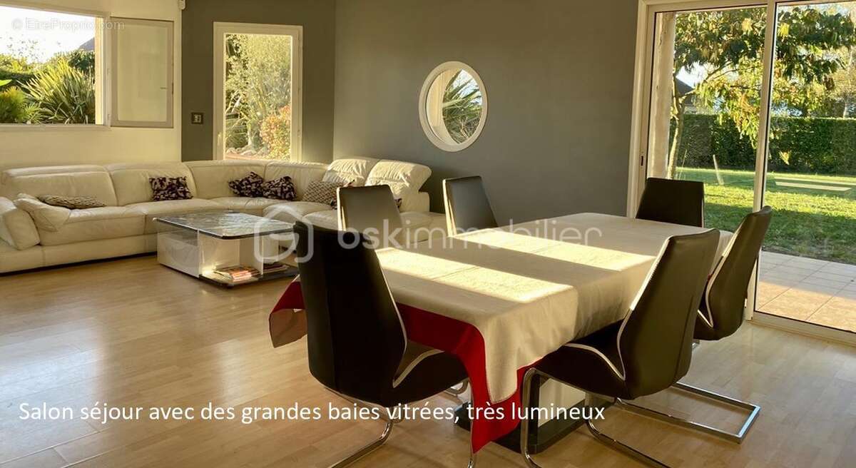 Maison à ESCURES