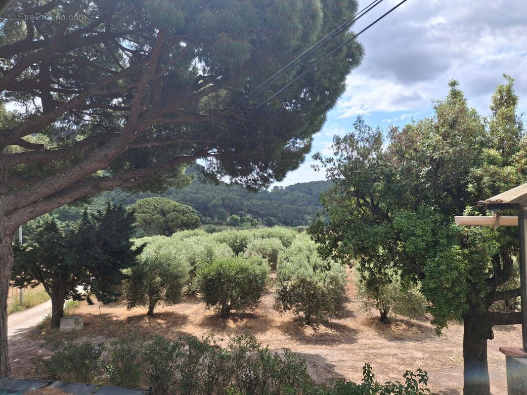 Maison à LE CASTELLET