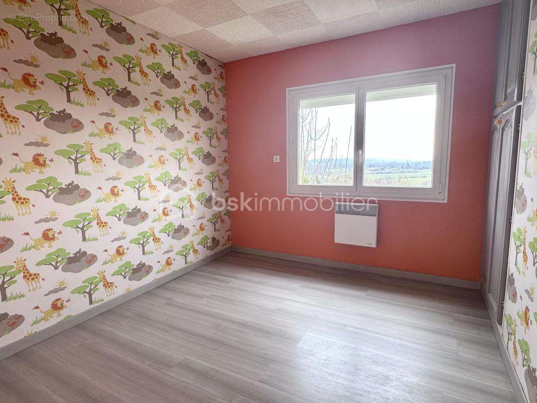 Maison à CHARLEVILLE-MEZIERES