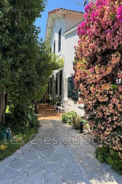 Maison à LA VALETTE-DU-VAR