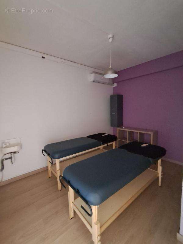 Commerce à LA POSSESSION