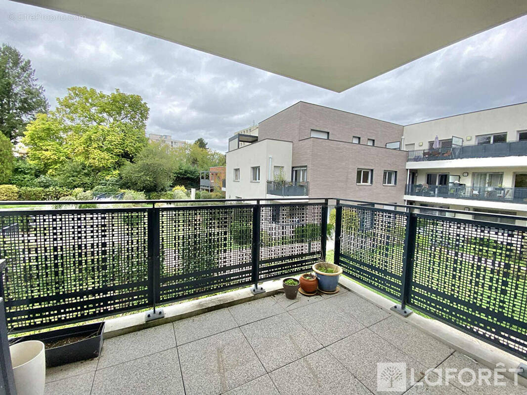 Appartement à OULLINS