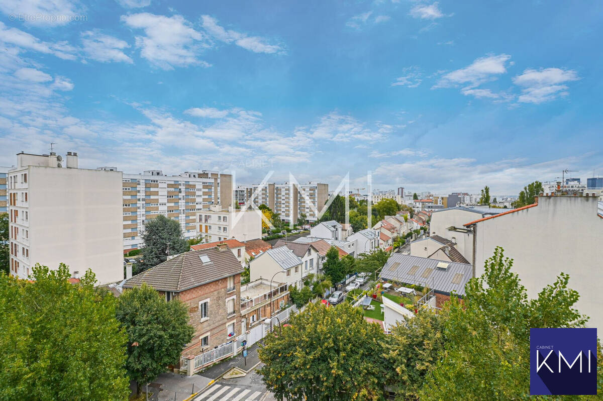 Appartement à LES LILAS