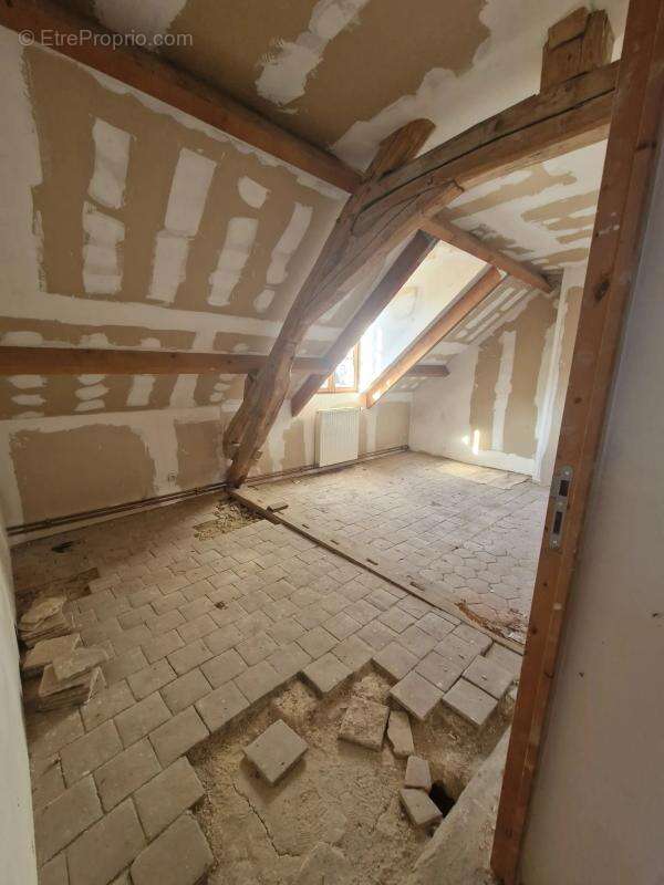 Appartement à MEREVILLE