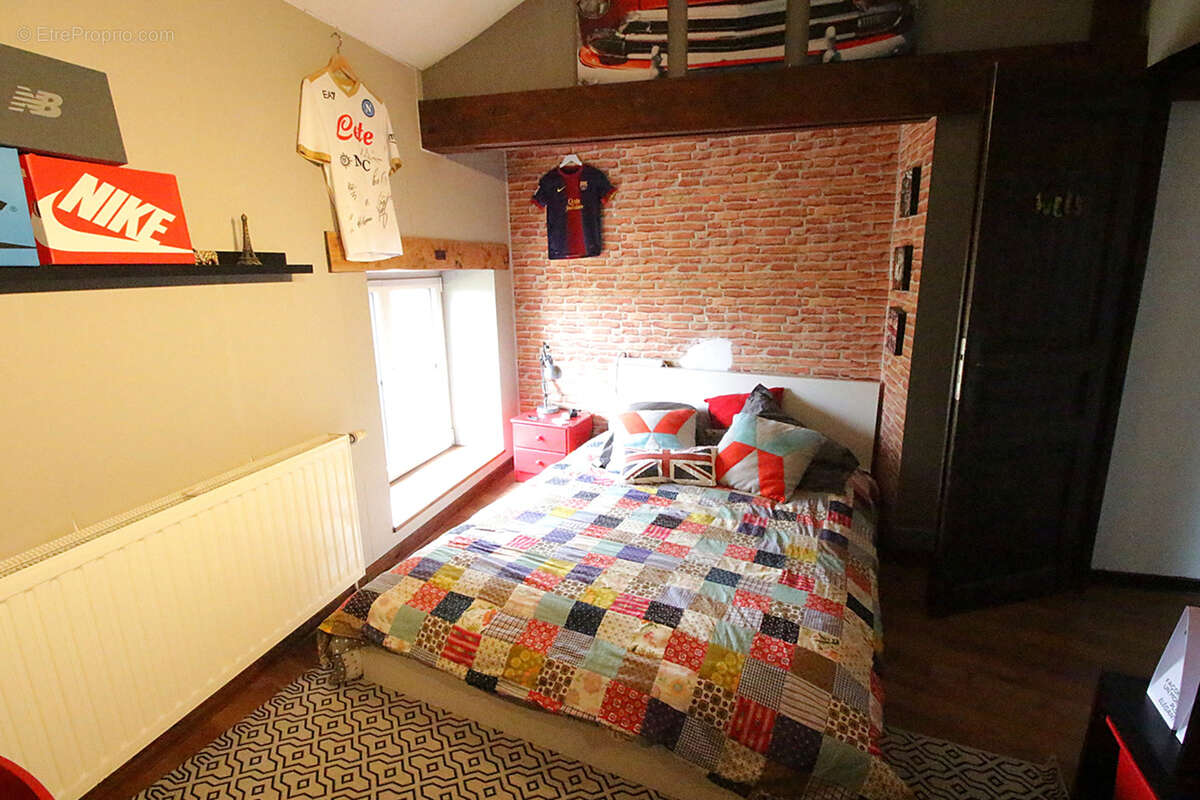 Maison à NEUVILLE-DE-POITOU