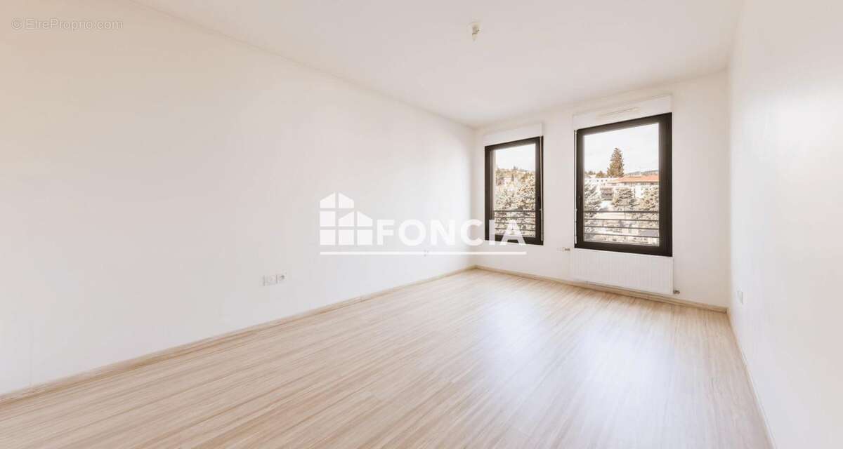 Appartement à CHAMALIERES