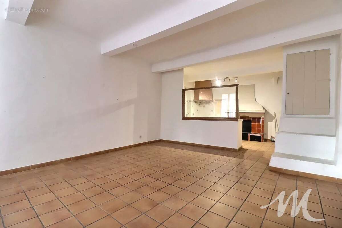 Appartement à BARJOLS