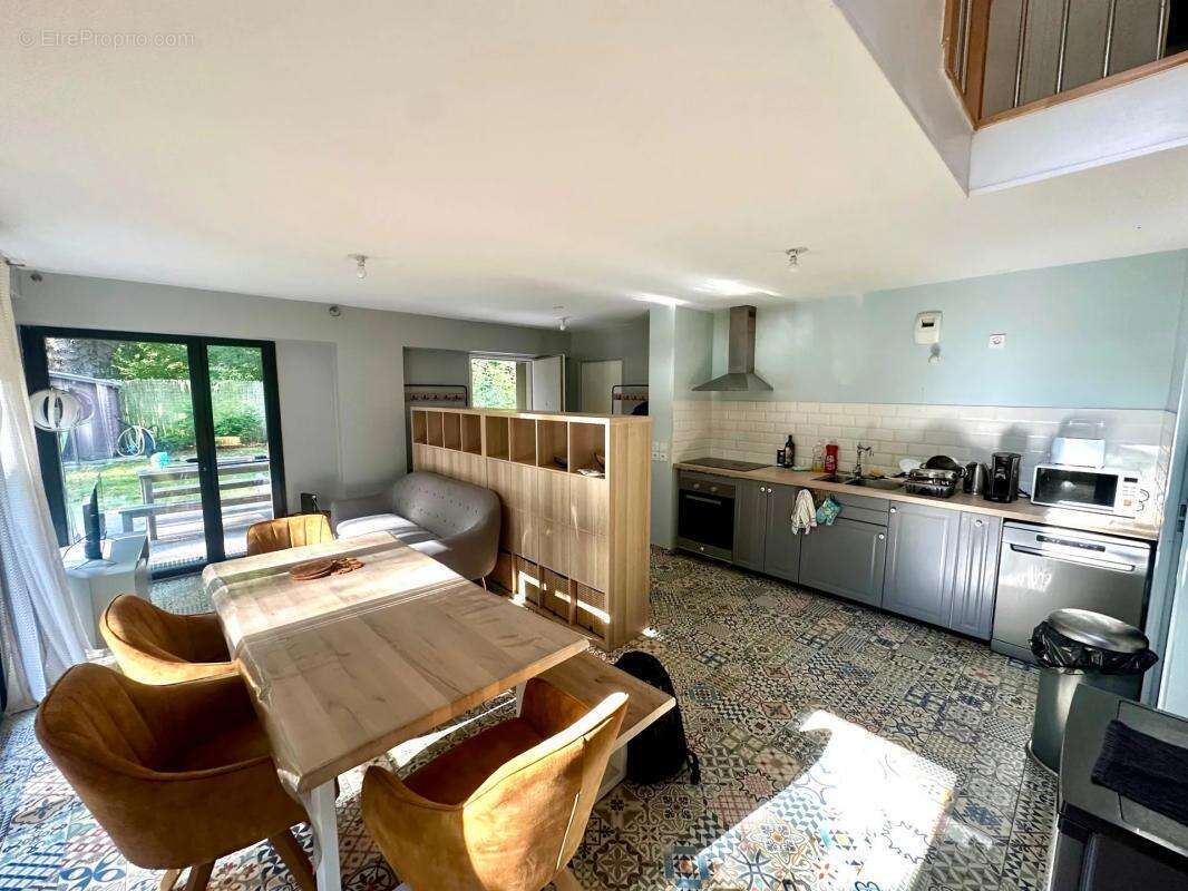 Appartement à STAINS