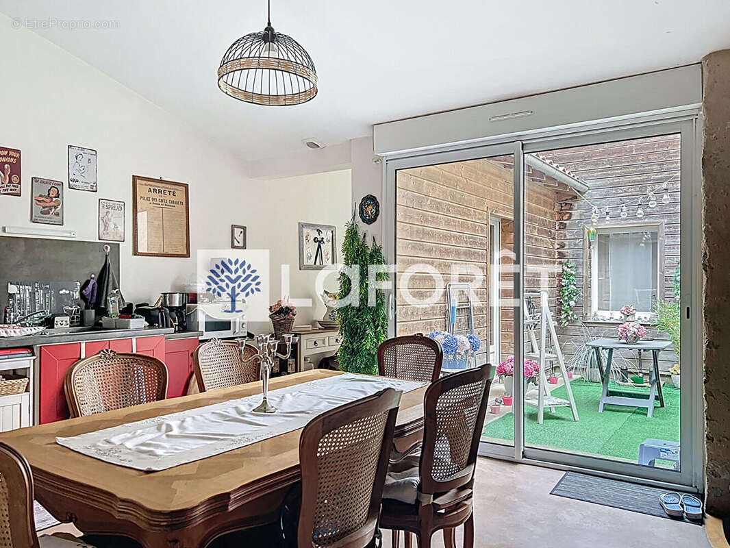 Maison à ASSAIS-LES-JUMEAUX