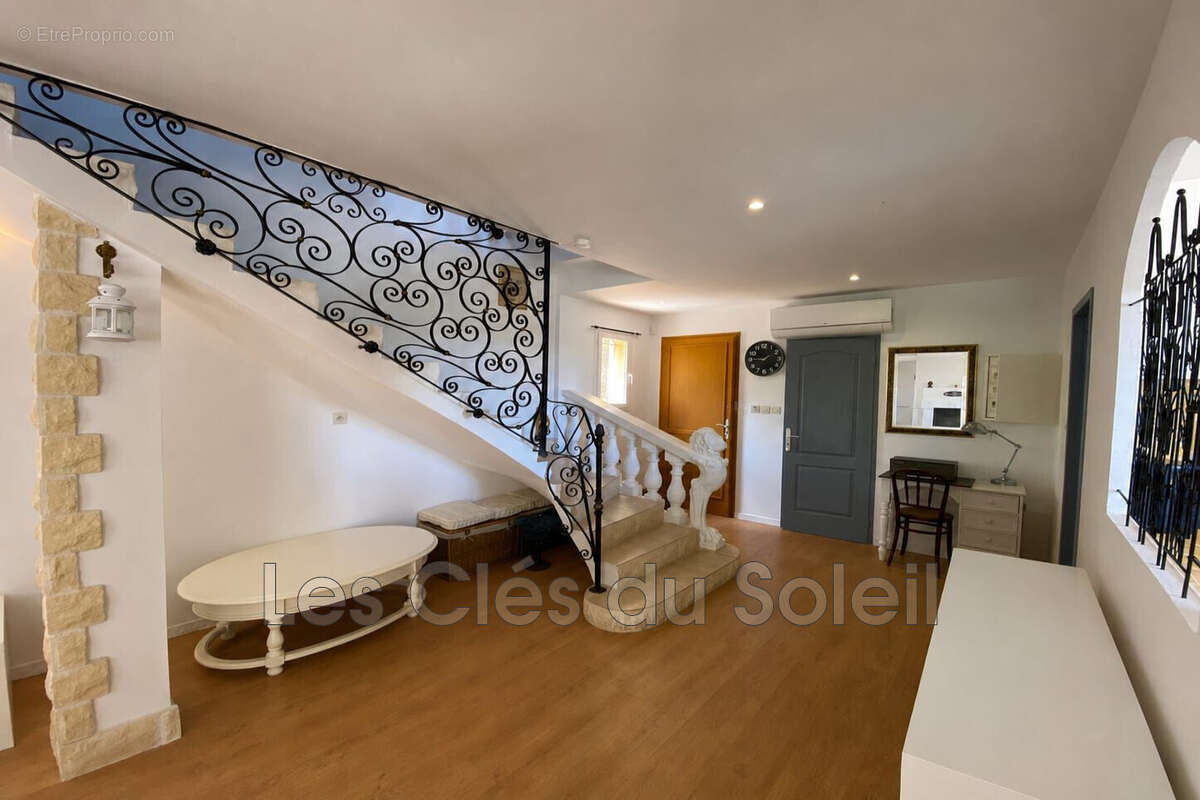Maison à MONTFORT-SUR-ARGENS