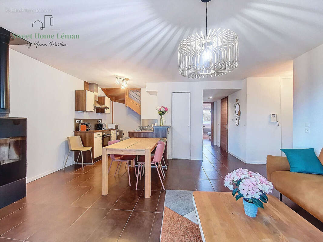 Appartement à ANTHY-SUR-LEMAN