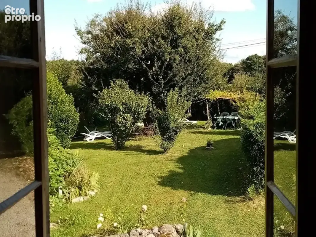 Maison de caractère avec jardin - photo 8