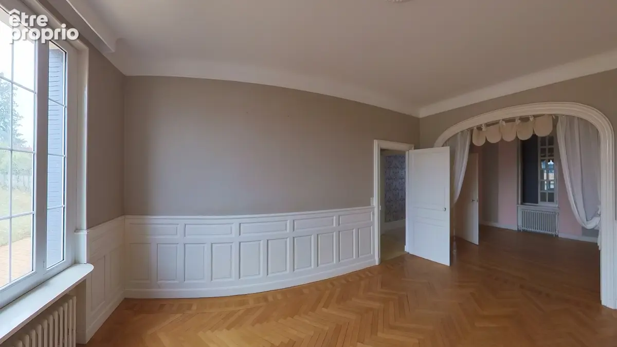 Maison 6 pièces 180 m² à vendre à Commentry (03600) - photo 2