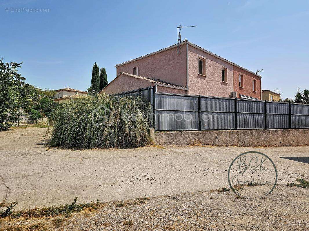 Villa trois chambres avec garage et jardin - photo 12