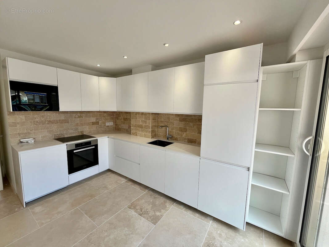 Appartement à BEAULIEU-SUR-MER