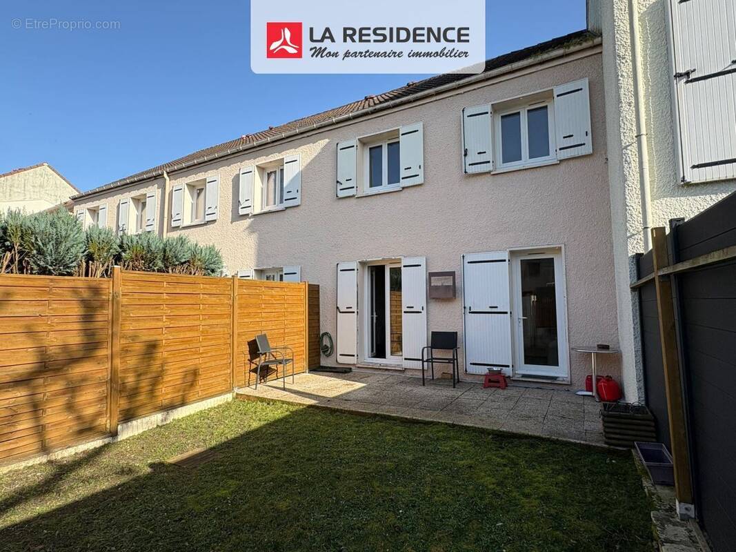 Maison à MONTIGNY-LES-CORMEILLES