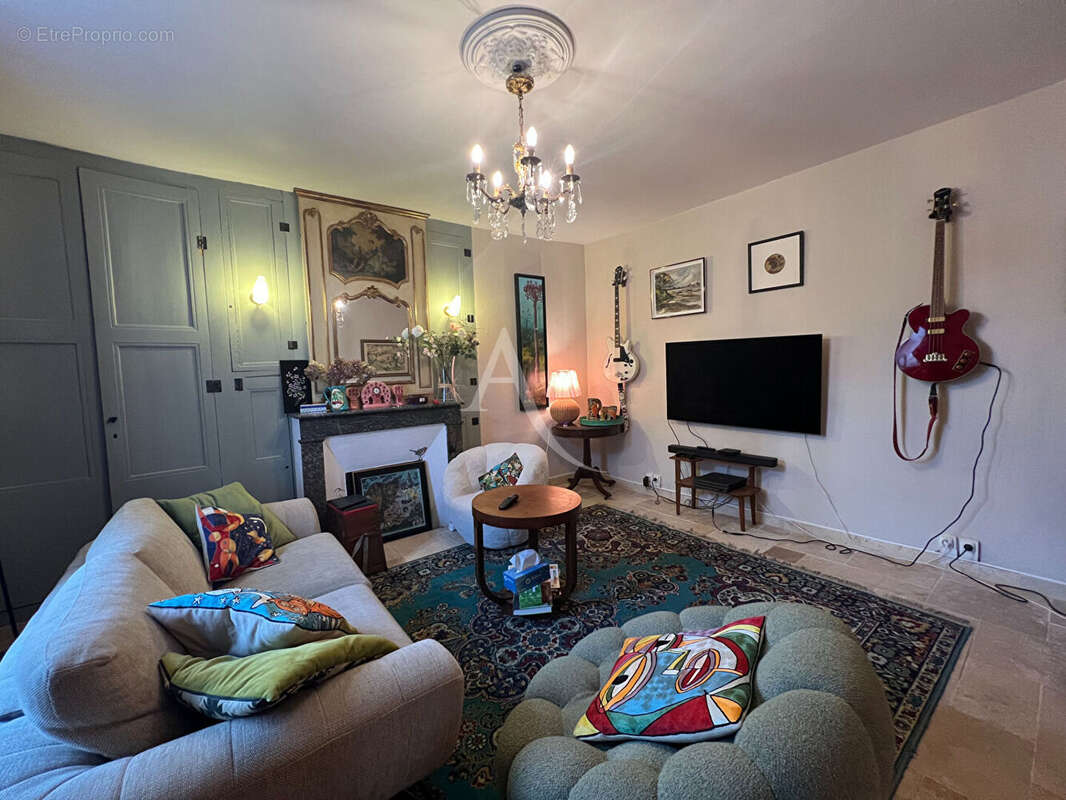 Maison à MONTRICHARD