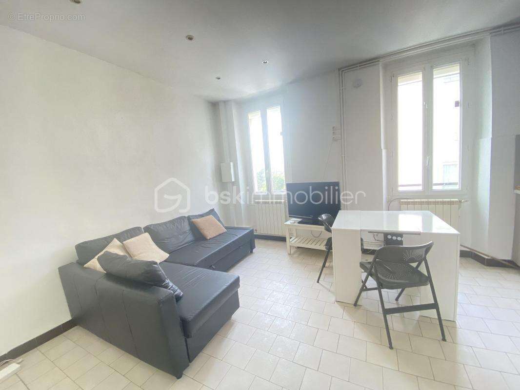 Appartement à MARSEILLE-16E