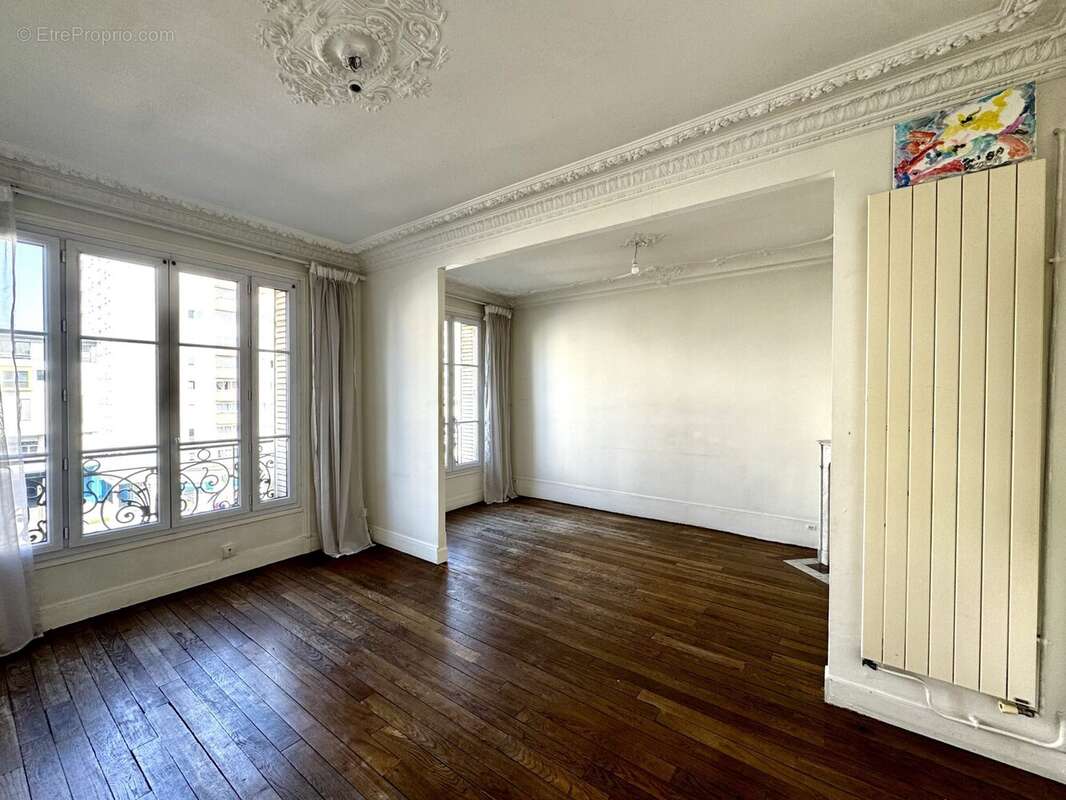 Appartement à SURESNES
