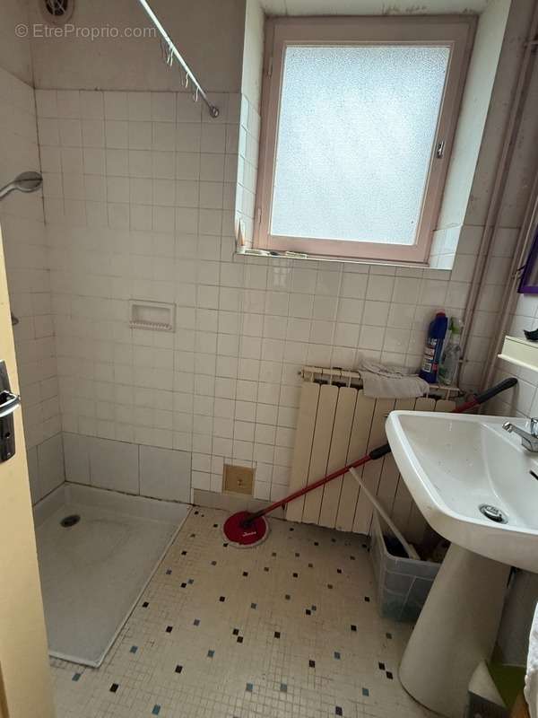 Maison à SAINT-LEGER-BRIDEREIX