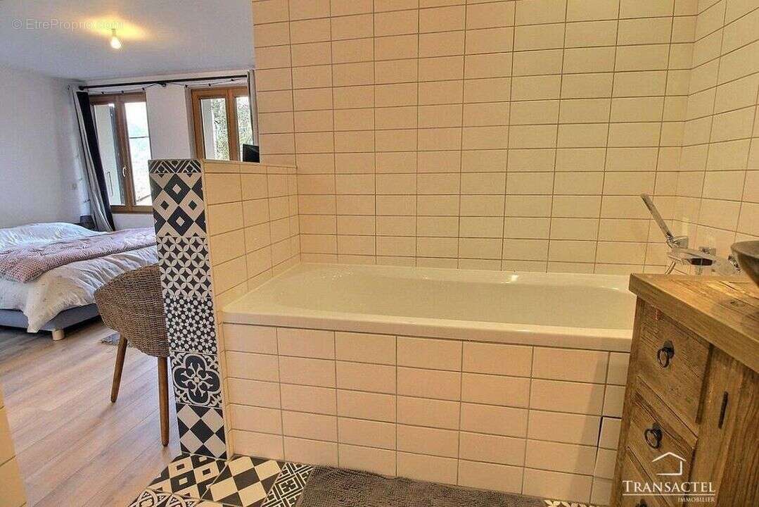 Appartement à SAINT-GERVAIS-LES-BAINS