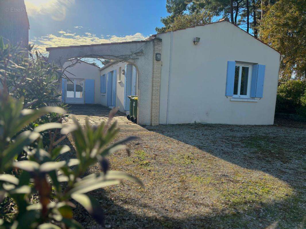 Maison à LE GRAND-VILLAGE-PLAGE