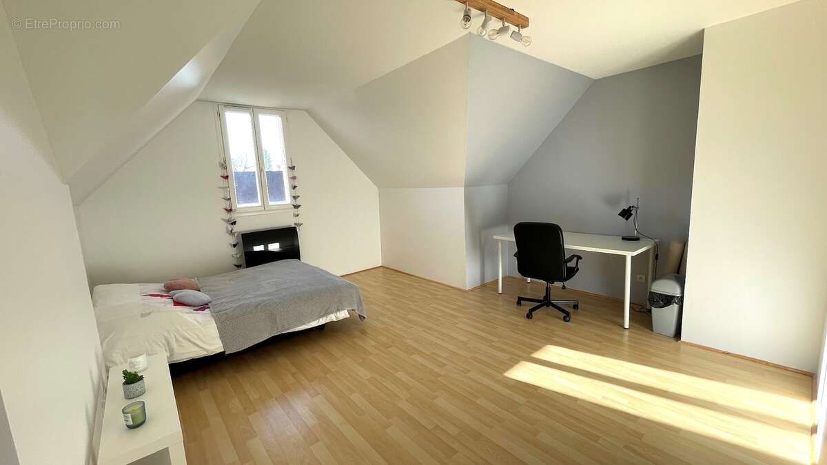 Maison à FOUJU