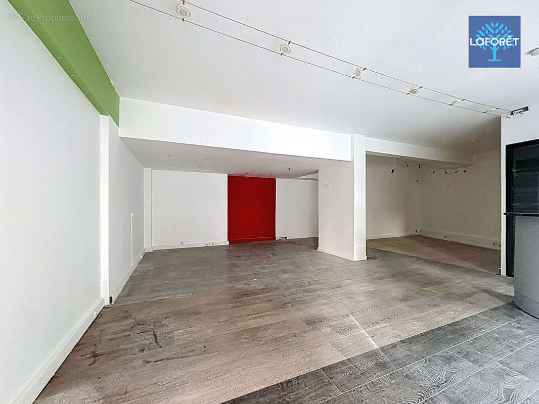 Local commercial Nice 71 m2 - photo 6