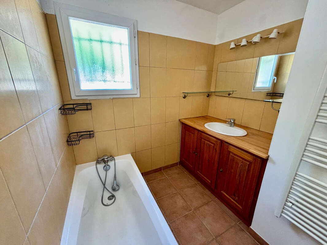Proche grignan   villa  3  chambres avec grand terrain à colonzelle - photo 23