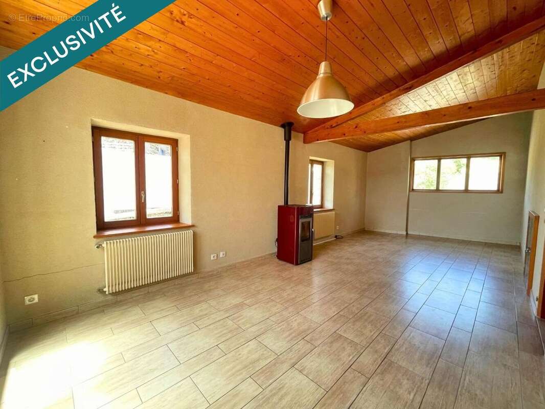 Maison 169 m² à Aydat  - photo 5