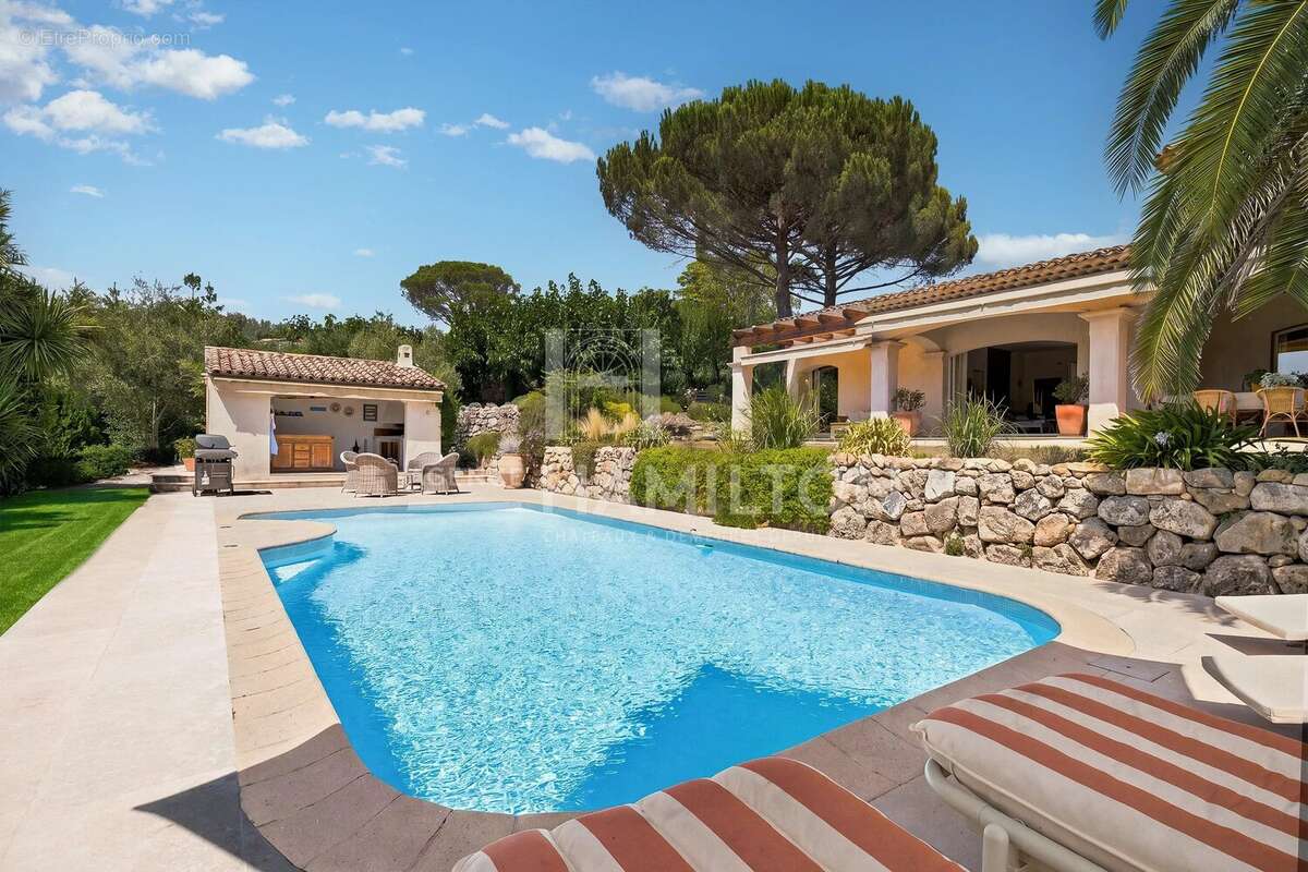Magnifique villa de plain-pied avec piscine proche de Valbonne - photo 19