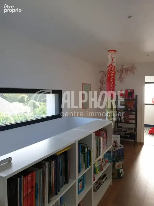 Maison contemporaine de 2017, 4 chambres , garage . - photo 9