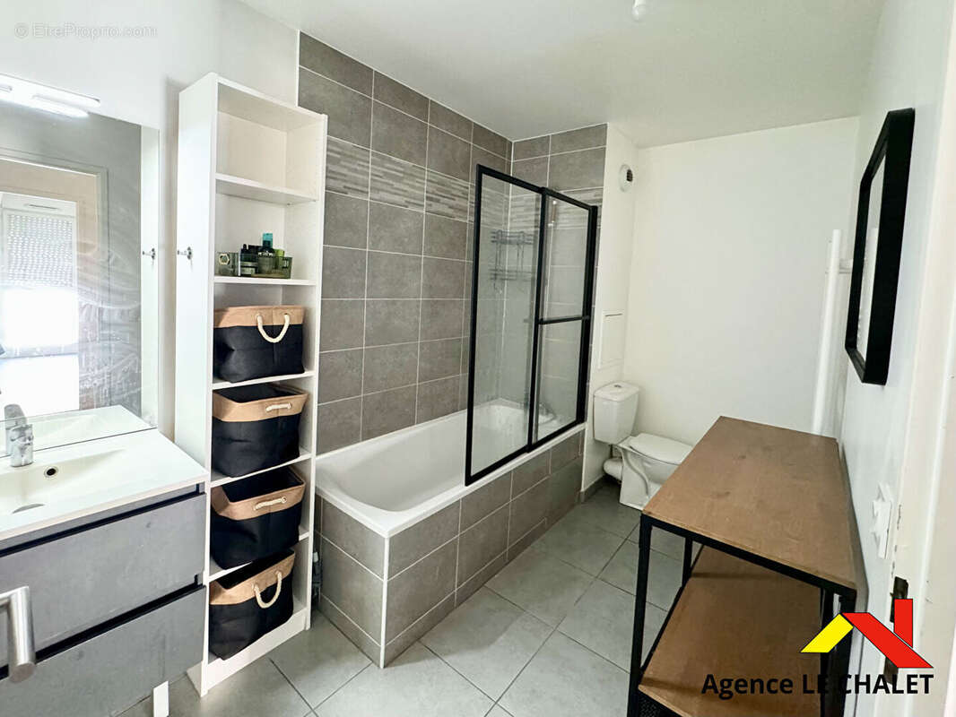 Appartement à VILLENEUVE-LE-ROI