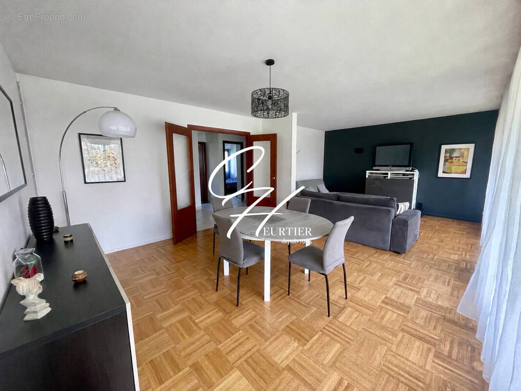 Appartement à ECHIROLLES