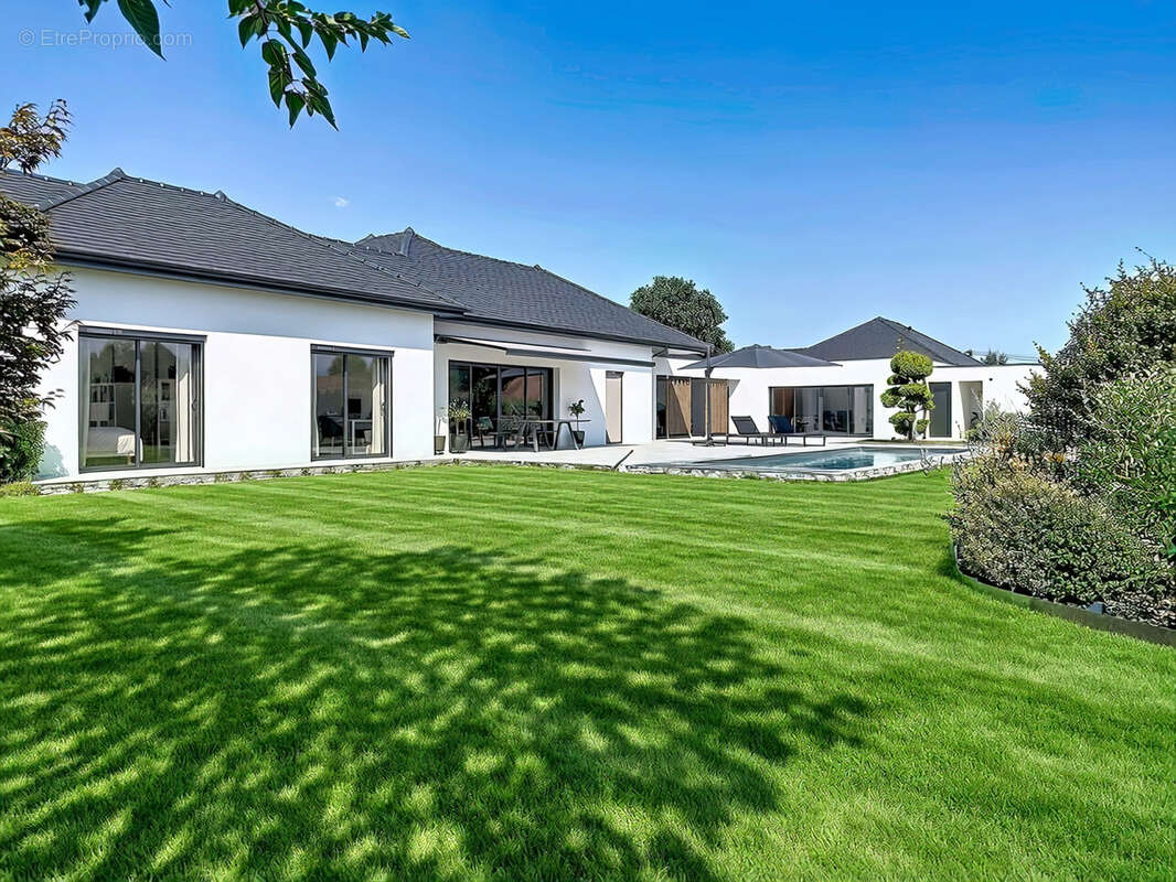 PAU EST - Superbe villa contemporaine avec piscine & vue pYrénées - photo 2