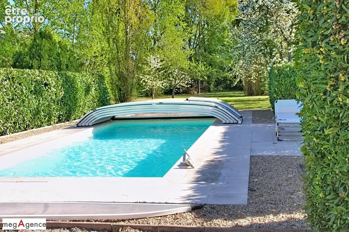 Proche du centre ville avec parc et piscine - photo 20