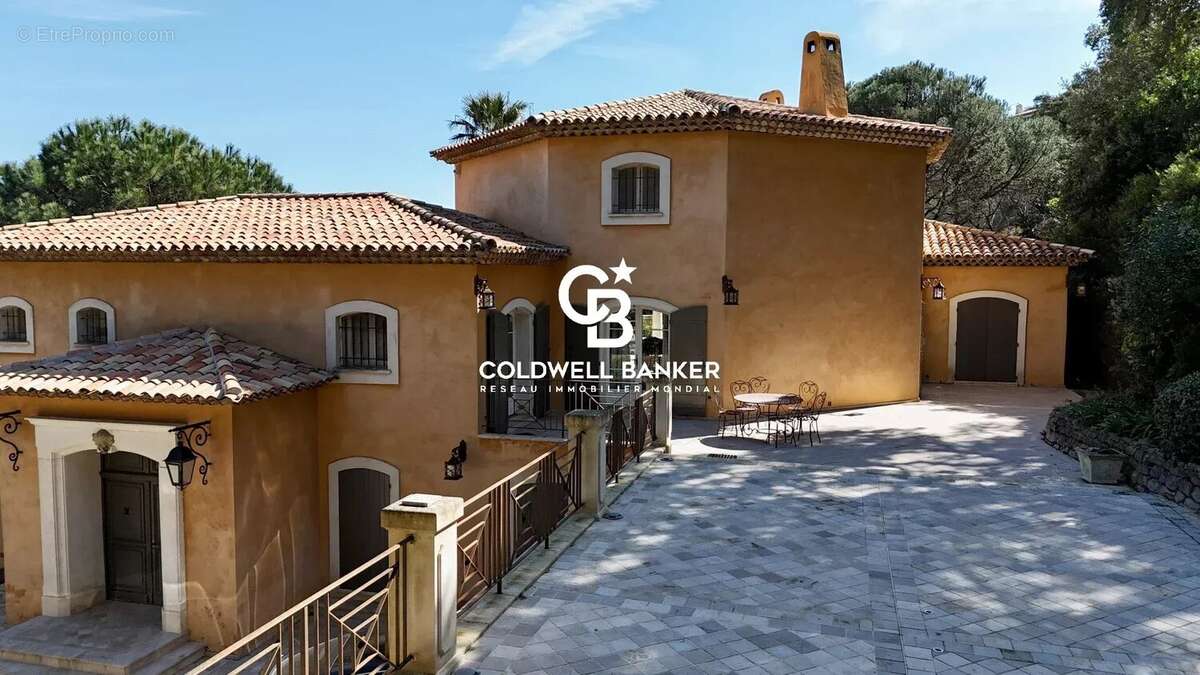 Maison à CAVALAIRE-SUR-MER
