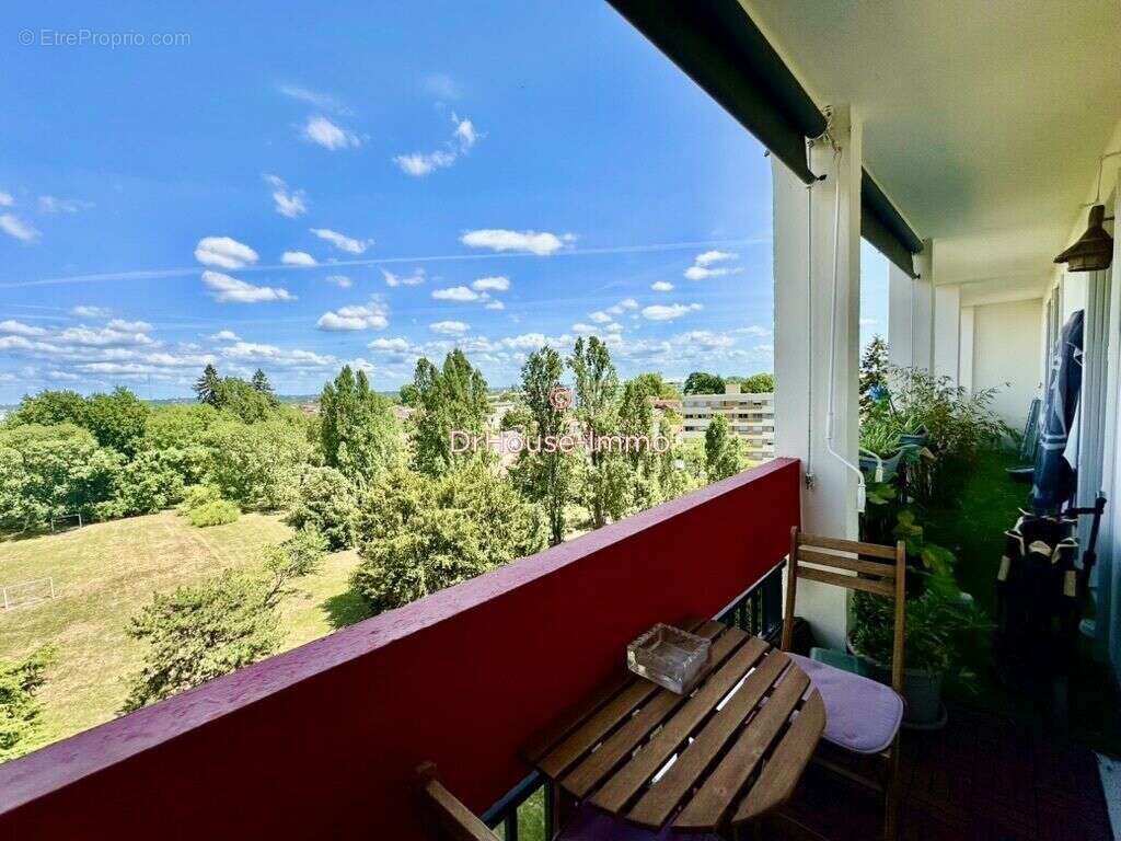 Appartement 72 m² à Talence  - photo 2
