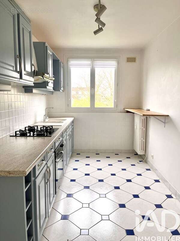 Photo 6 - Appartement à COMPIEGNE