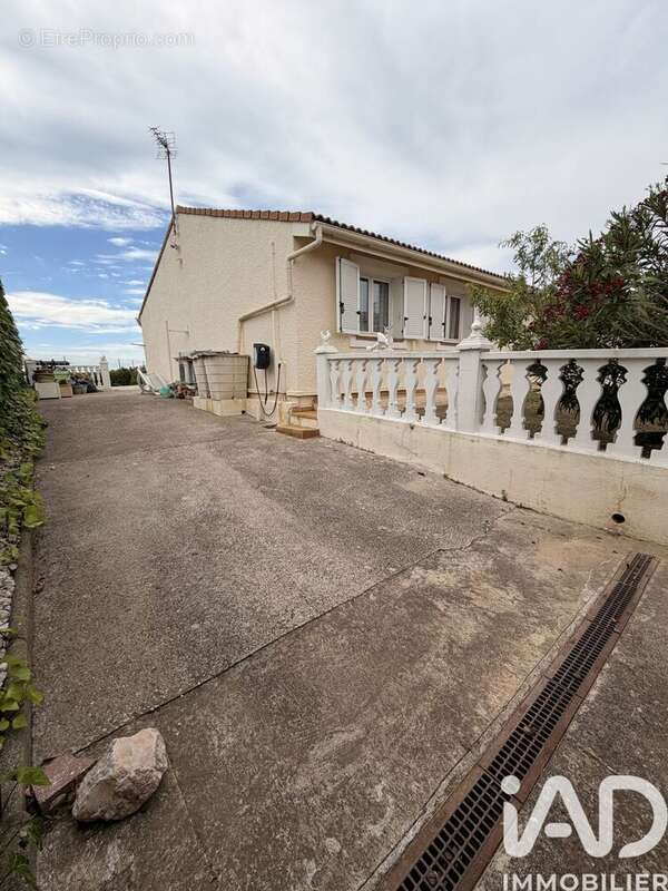 Maison 95 m² à Vitrolles  - photo 7