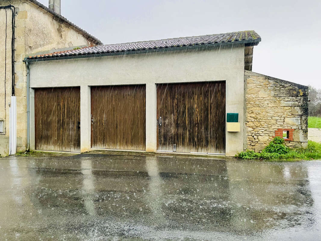 Maison à SAINT-LAURENT-DE-CERIS