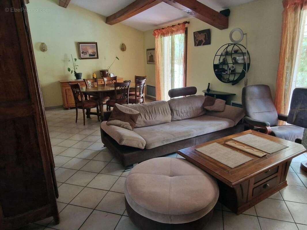 Photo 9 - Maison à SAINT-MAXIMIN-LA-SAINTE-BAUME