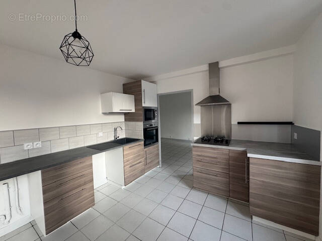 Appartement  100 m2 viriville - photo 1